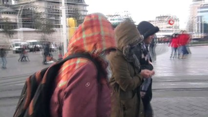 Taksim’de güneş ve dolu sürpriz