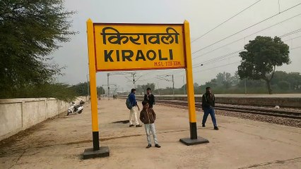 How to talk to strangers at railway station.
