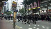 Гонконг: мирного марша не получилось