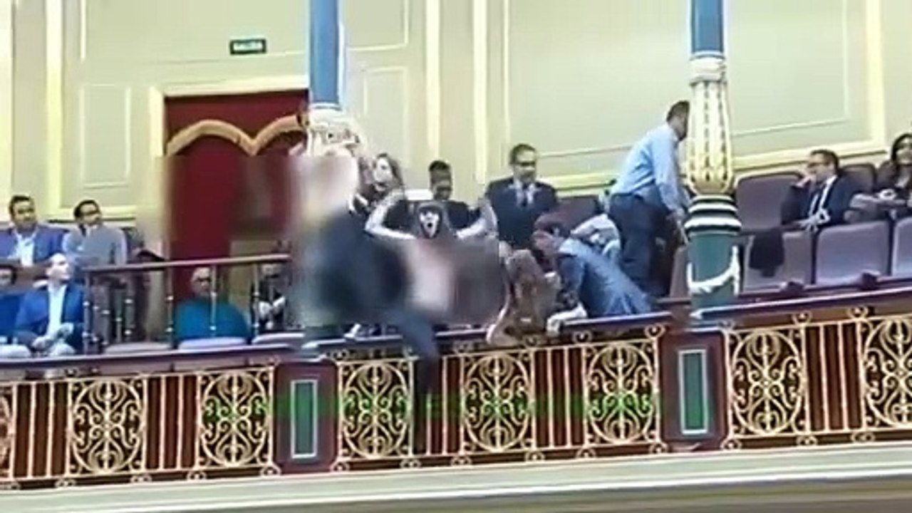 Las mujeres de VOX se revuelven contra las feministas radicales: "¡No hables en mi nombre!"