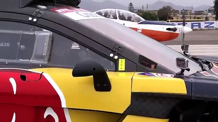 ¿Qué es más rápido, el coche de Sébastien Loeb o un avión de combate?
