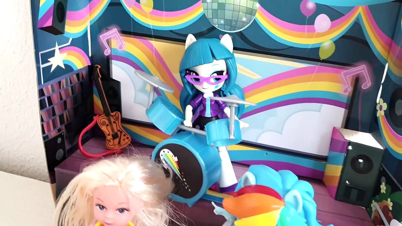 Equestria Girls and Barbie Concert Pretend Play - MLP Video for Children