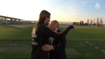 Florentino Pérez visitó a las plantillas de fútbol y baloncesto del Real Madrid por el Año Nuevo