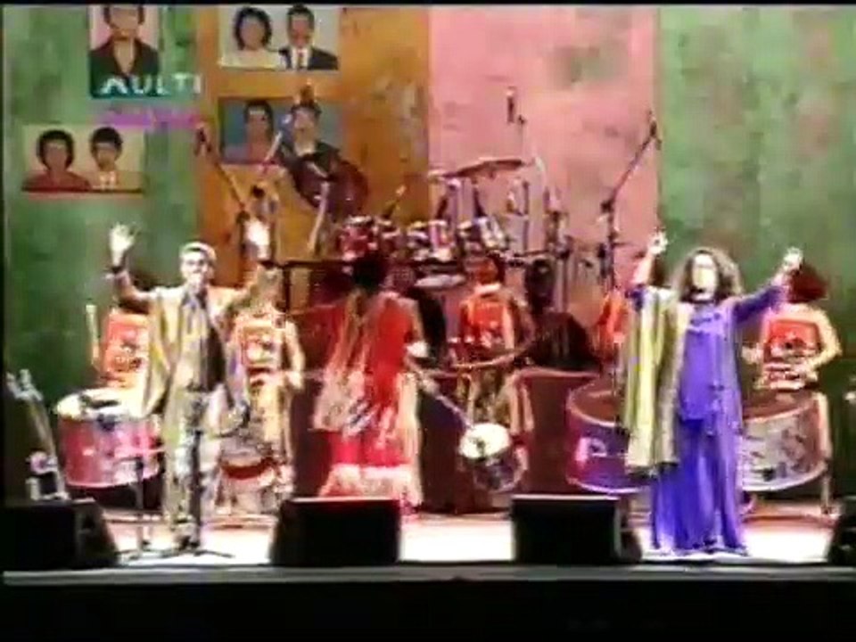 Gal Costa e Caetano Veloso - A Luz de Tieta