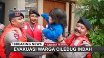 Terkini - Proses Evakuasi 3 Balita, Korban Banjir di Ciledug