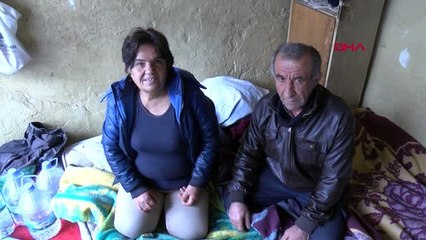 İzmir tek odalı evde yaşayan çift, yardım bekliyor