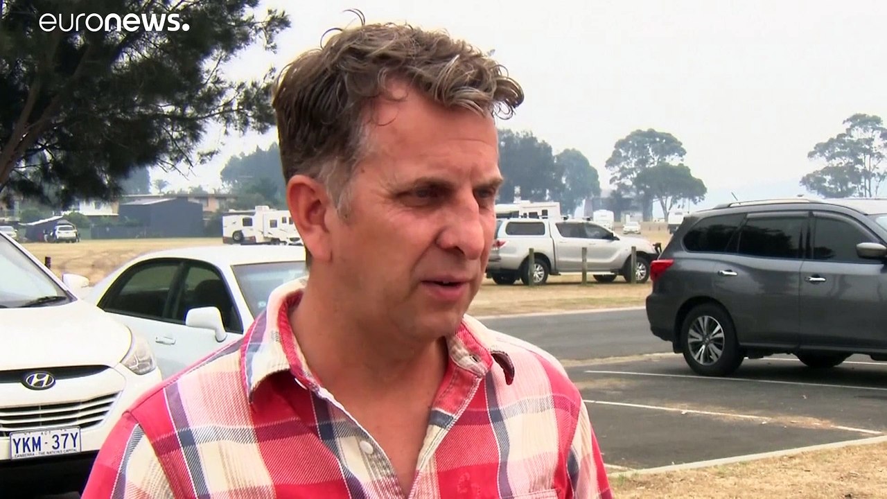 Australie : les autorités appellent à évacuer avant un nouveau pic de chaleur samedi