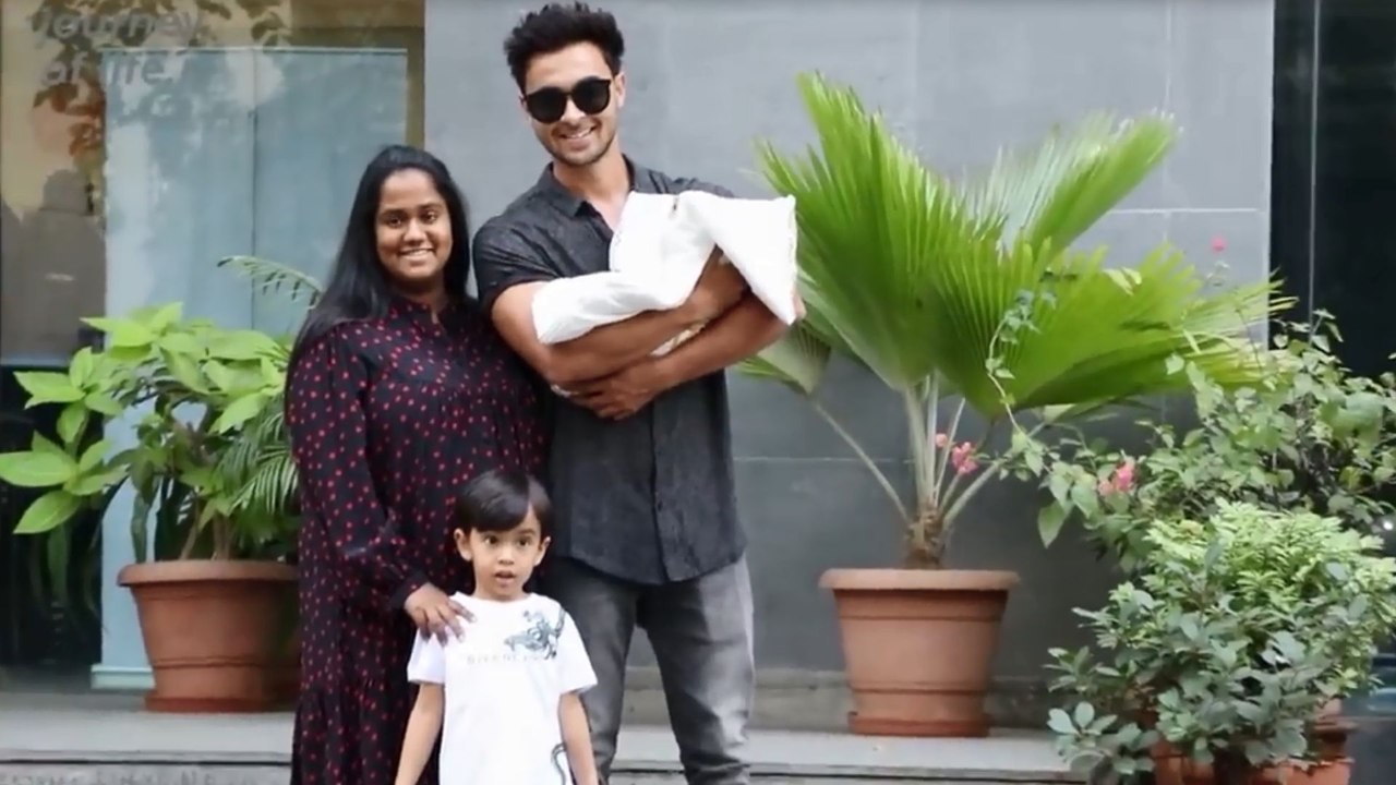 Arpita Khan Sharma Aayush Sharma Leave Hospital With Baby Ayat And Ahil
