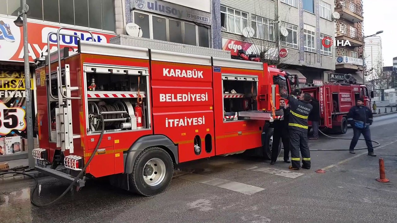 Elektronik eşya dükkanında korkutan yangın