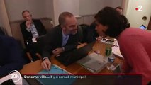 Le JT de 20h de France 2 surprend le directeur de cabinet du maire en train de jouer aux jeux vidéo en plein conseil municipal - VIDEO