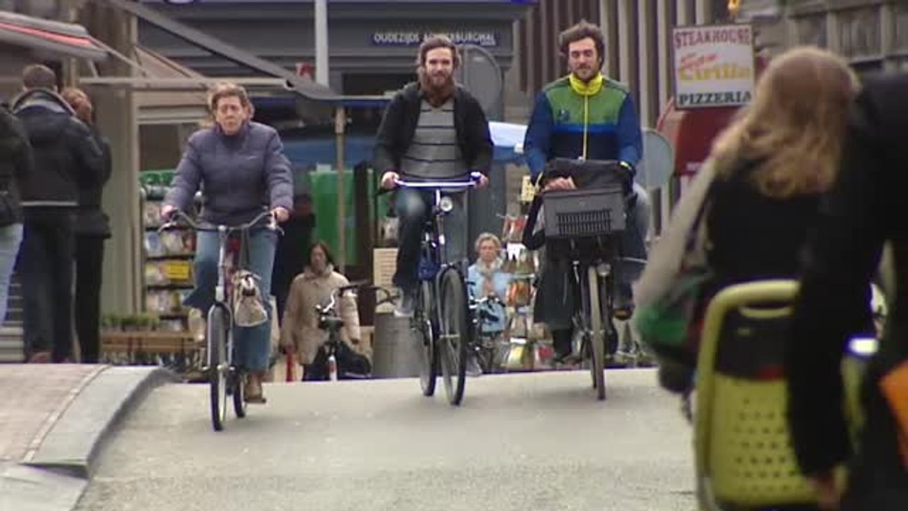 Holanda cambia de imagen y pasa a llamarse Países Bajos