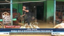 Banjir Bandang Surut, Warga Sajira Mulai Bersihkan Rumah