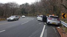 렌터카 ·택시 충돌 ...1명 사망 ·5명 중경상 / YTN