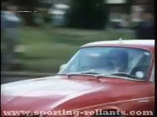 Scimitar GTE car chase with George Lazenby