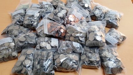 [부산] 해운대 '동전 기부천사' 14년째 등장 / YTN