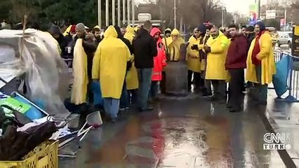 129 gündür İBB önünde işe dönmeyi bekliyorlar