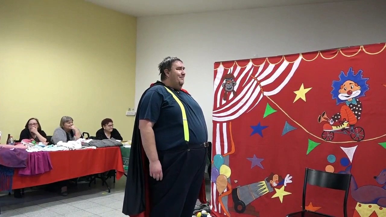 Spectacles de clowns pour fête de village en France, Belgique et Luxembourg par francois-dupont.eu