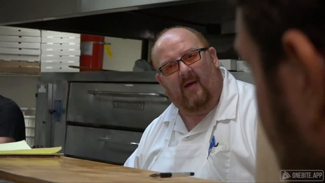 Barstool Pizza Review - Papa's Tomato Pies (Robbinsville, NJ)