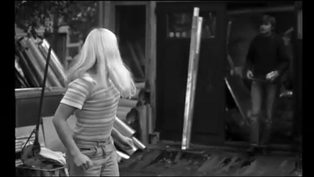Ford Zephyr 6 mk 3 & Sixties cars in the film '...