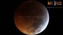 El instante en que el meteorito se estrella en la Luna durante el eclipse de ‘superluna de sangre’