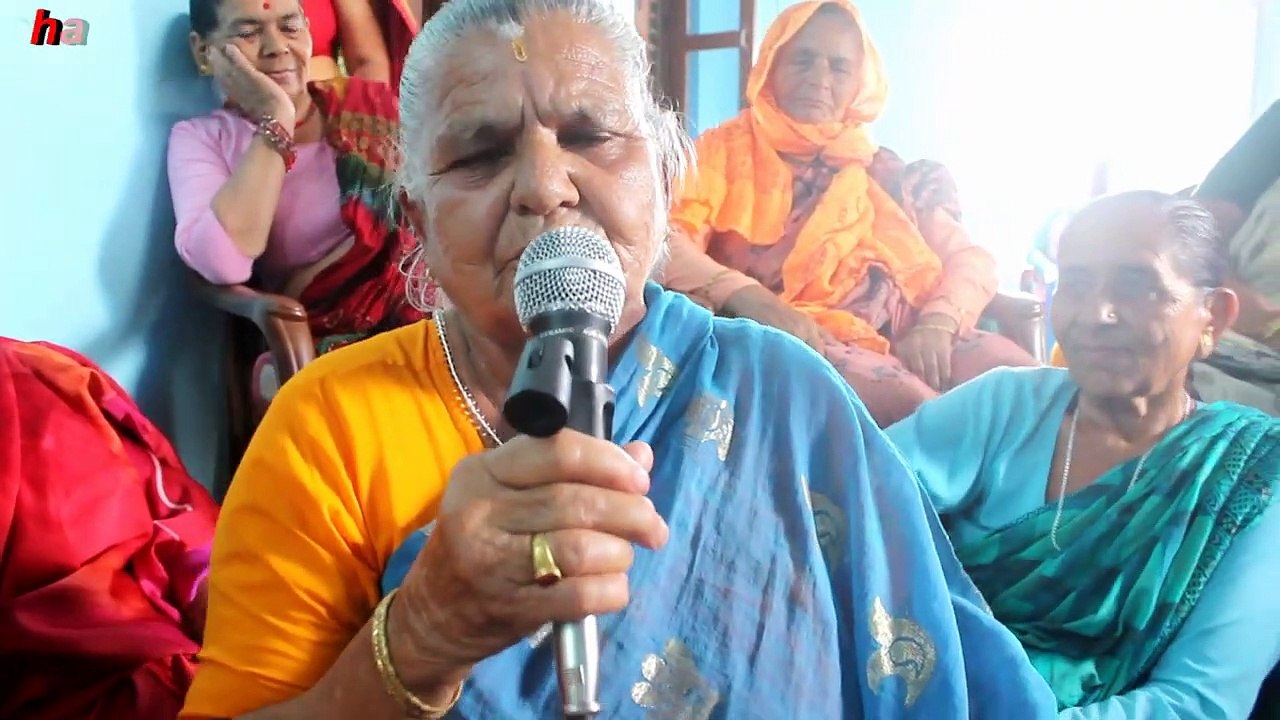 स्यालुट छ त्रिहत्तर वर्षीय आमालाई, जस्ले उमेर गयो भन्नेहरुलाई अन्तिम सास रहदा सम्म क्रियासिल रहन उत्प्रेरणा दिदै भन्नुहुन्छ आखा देखुन्जेल स्कुल गइ रहने छु