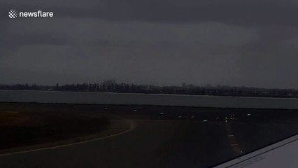 Plane video shows dense smoke as Sydney experiences poor air quality