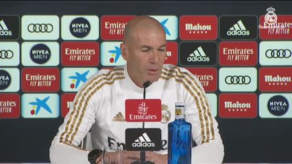 Zidane no considera un fracaso el no obtener títulos esta temporada