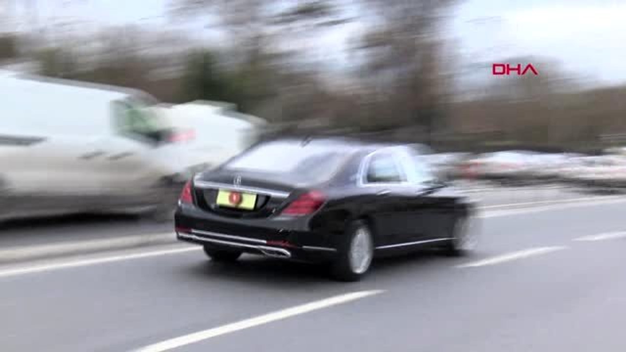 Cumhurbaşkanı erdoğan'dan cuma namazı sonrası mezarlık ziyareti