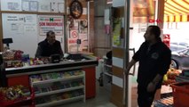 Hayırsever, marketin veresiye defterini satın aldı