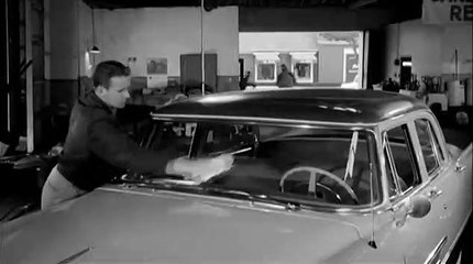 Julie (Preview Clip)