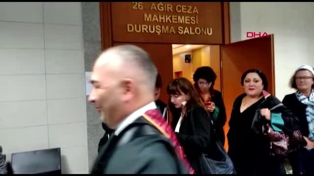 İstinaf mahkemesi ahmet altan'ın 5 yıl 11 aylık hapis cezalarını onadı