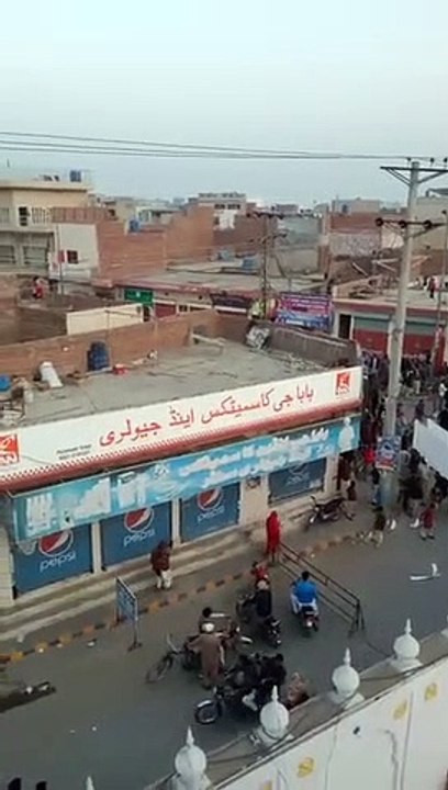 Stone pelting at Nankana Sahib gurdwara in Pakistan (2)
