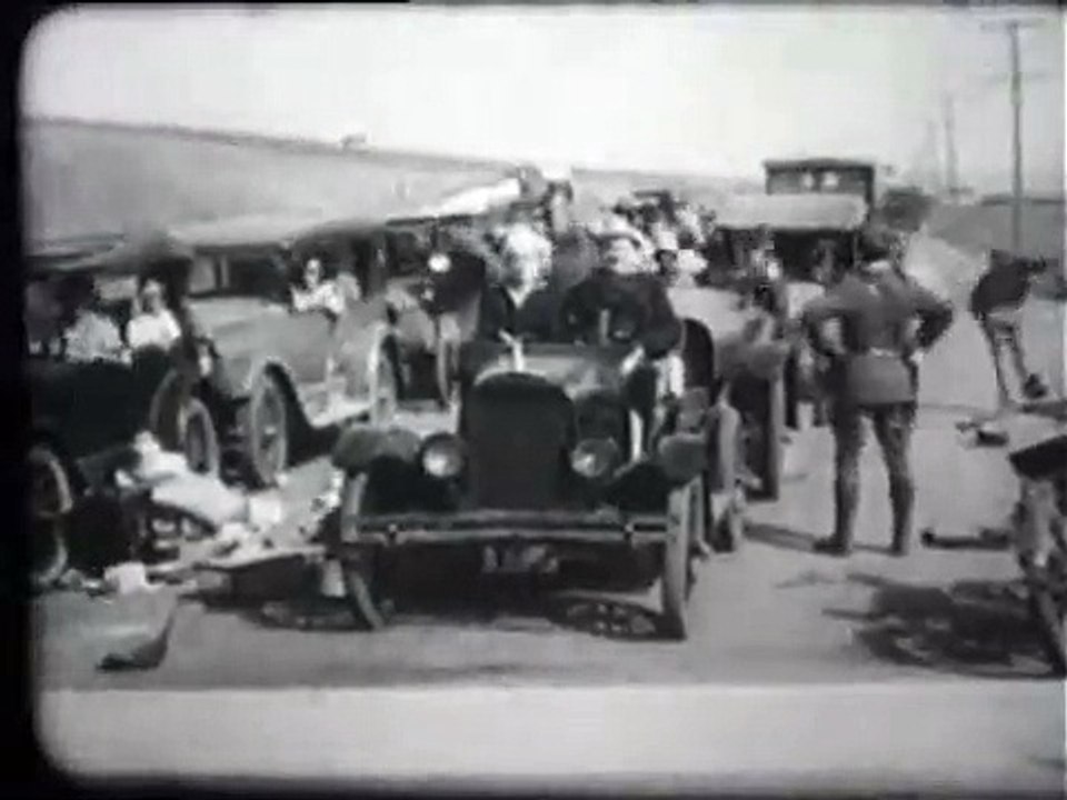 TWO TARS (Stanlio&Ollio, 1928)