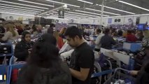 This Is One Of The Most Annoying Things Shoppers Do: Walmart Employees