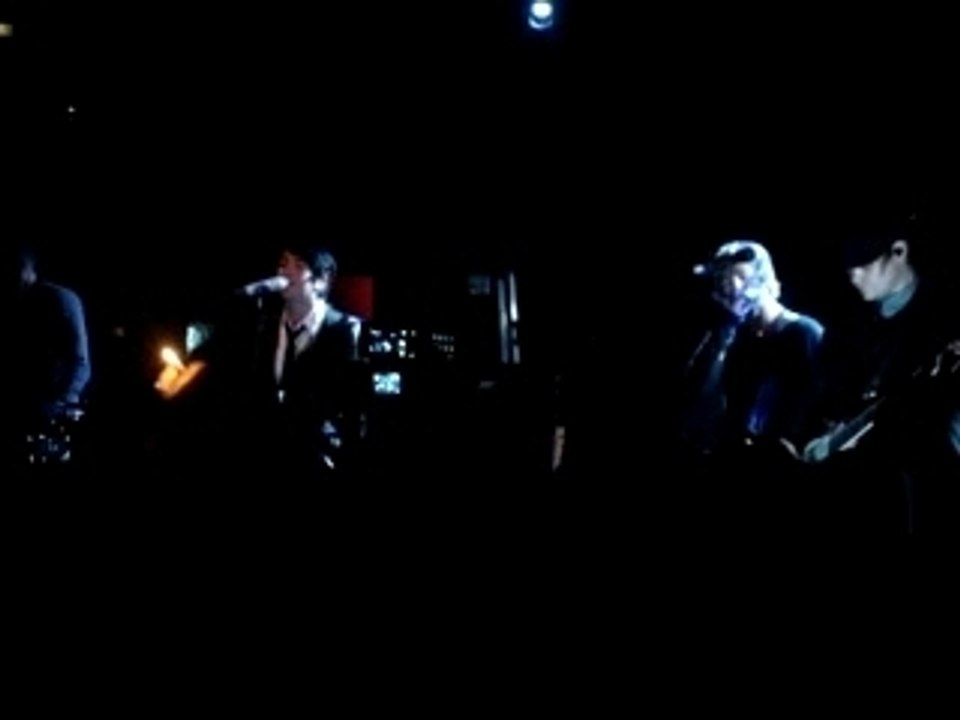 Plain White T's - Write You A Song live (extrait)