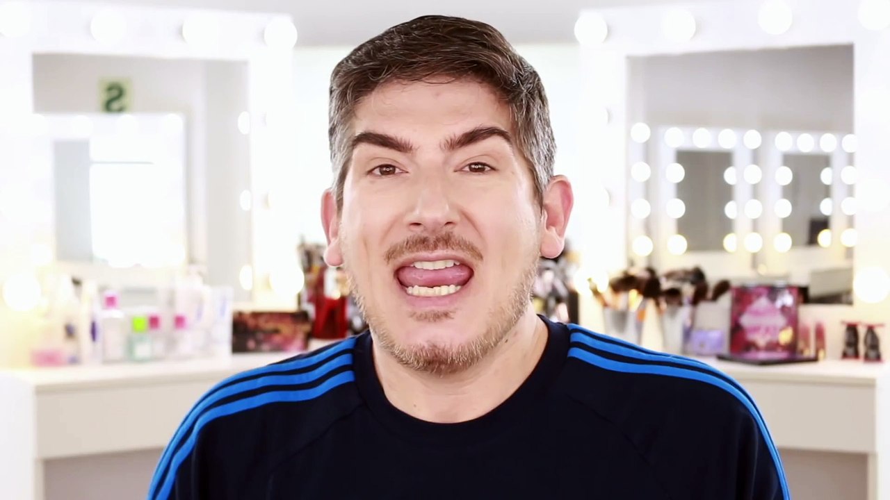 LE ROBARON LA CUENTA ADSENSE a Martin Catalogne - Maquillador peruano