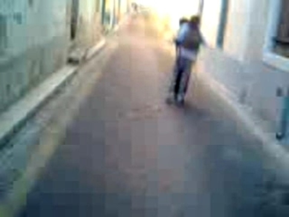 patinètte a 3 -_-