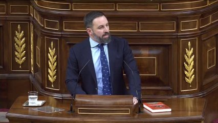 Abascal arranca su discurso pidiendo la detención de Quim Torra