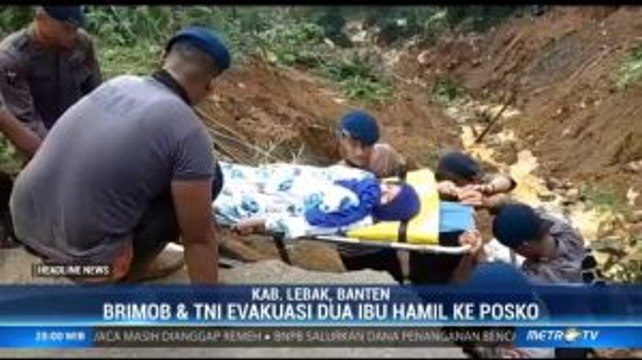 Evakuasi Dua Ibu Hamil di Lebak Berlangsung Dramatis