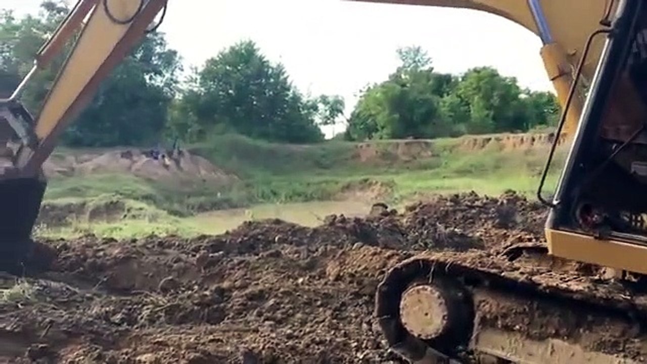 Excavator Catches Biggest Snake While Excavator Digging The Ground   Snake Attack Excavator