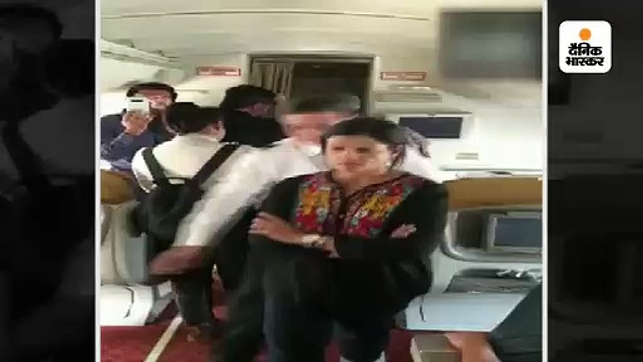 विमान लेट हुआ तो यात्रियों ने क्रू मेंबर्स के साथ मारपीट की, कॉकपिट का दरवाजा तोड़ने की धमकी भी दी 