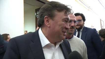 Guitarte (Teruel Existe) califica de "improcedentes" las palabras de Abascal