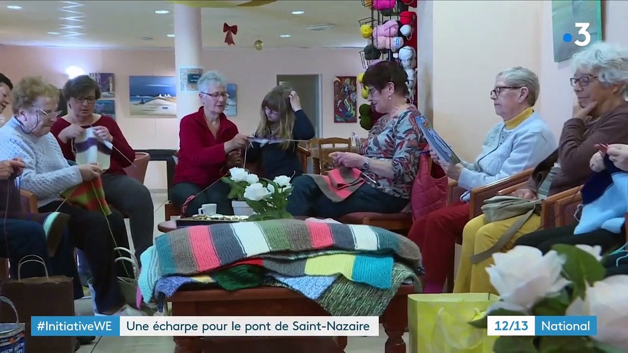 Loire-Atlantique : une écharpe tricotée de 3 km pour habiller le pont de Saint-Nazaire