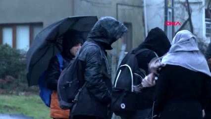 Rumeli feneri'nde dev dalgalar oluştu