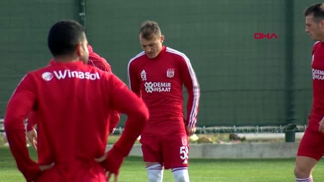 Spor sivassporlu ziya erdal sivasspor 10 yıl sonra yeniden zirvede