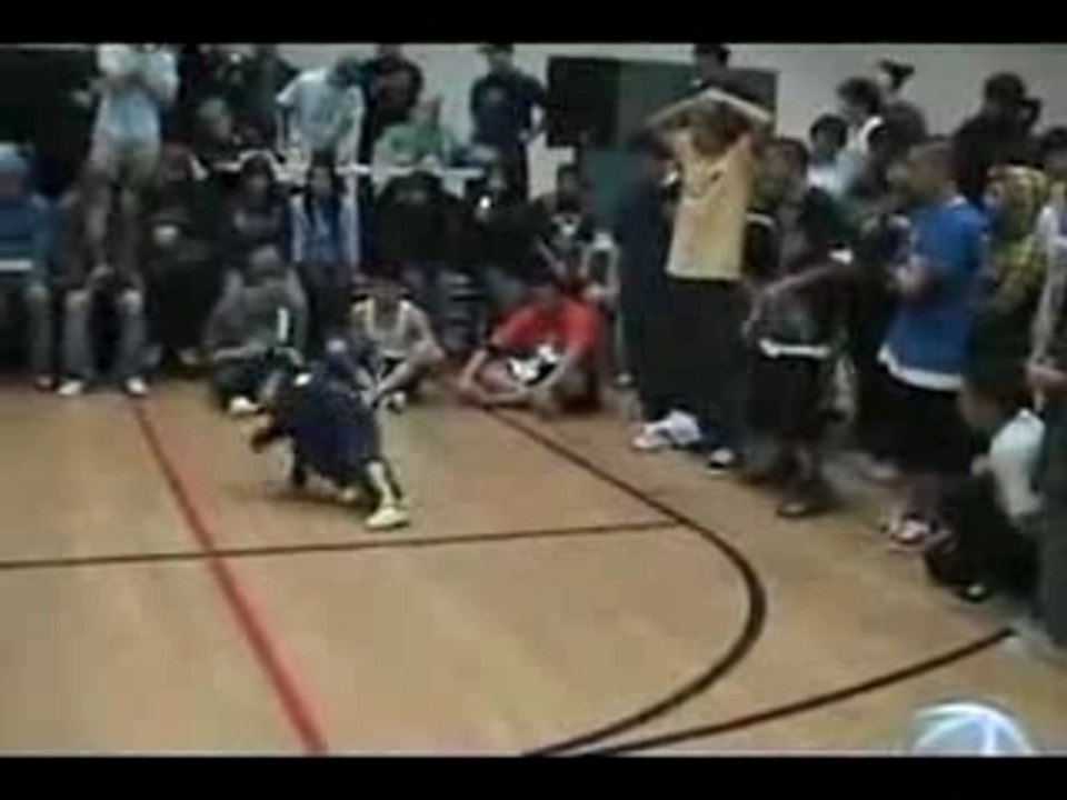 °¤ Breakdanceur a 6 ans ¤°