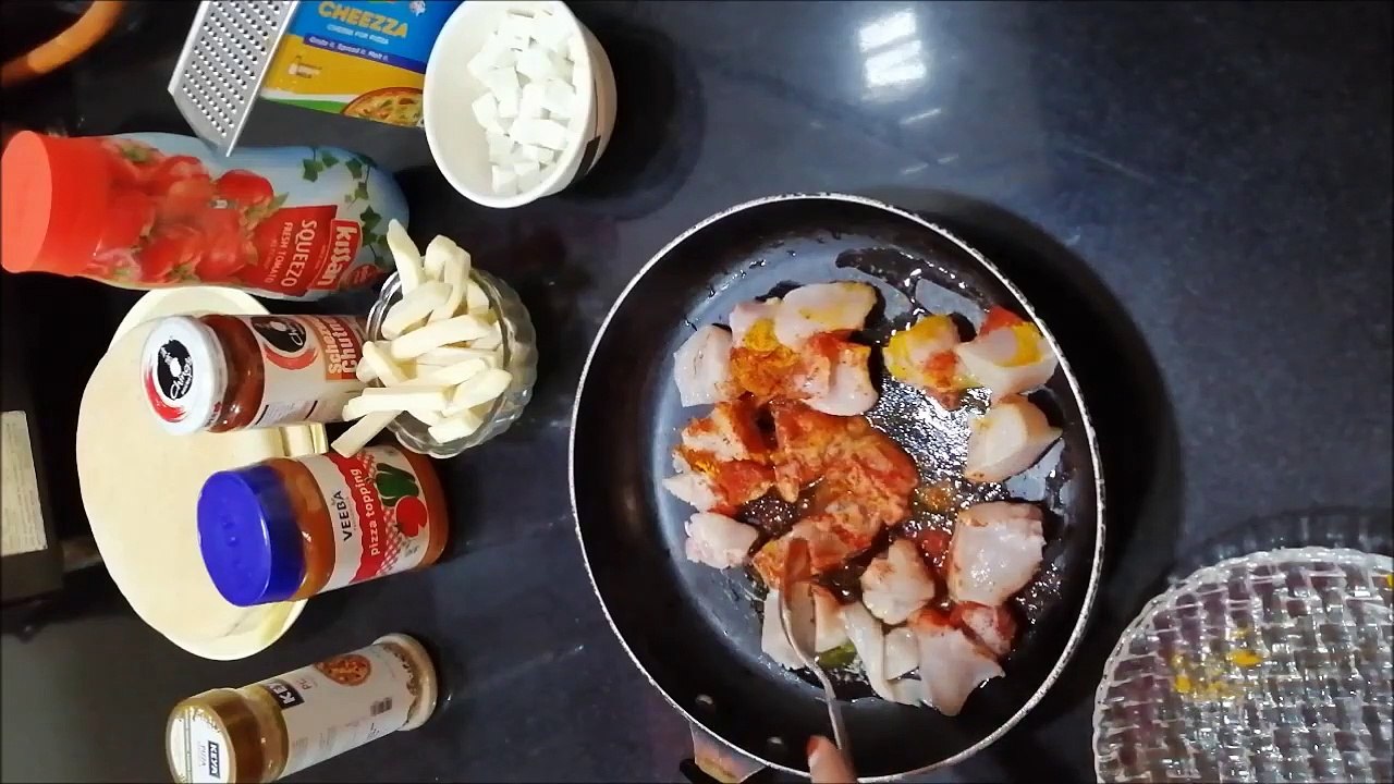 Pizza recipe ¦¦ How to make pizza ¦¦ Homemade Pizza¦¦ pizza kaise banate hain¦¦Pizza