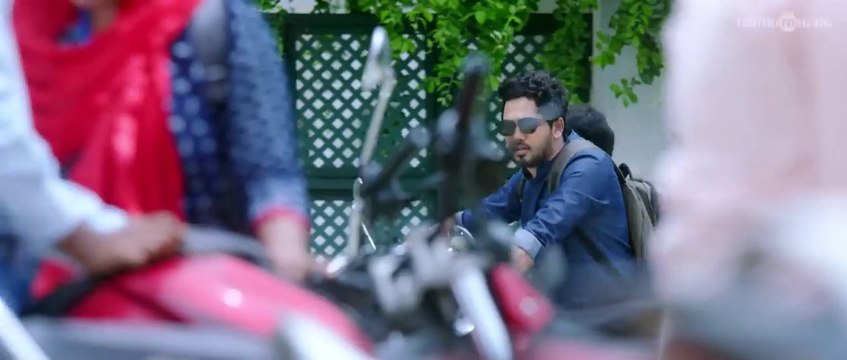 Naan Sirithal official Trailer _ Hiphop Tamizha _ Iswarya Menon _ Sundar C _ Raana ( 720 X 536 )