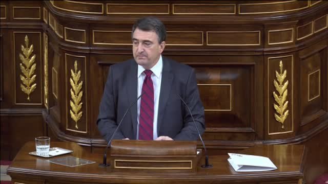 Aitor Esteban, a los partidos de derecha: Con nosotros no se puede discutir nada, porque claro, España es vuestra