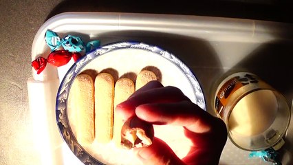 ASMR EATING SOUNDS COOKIES 9